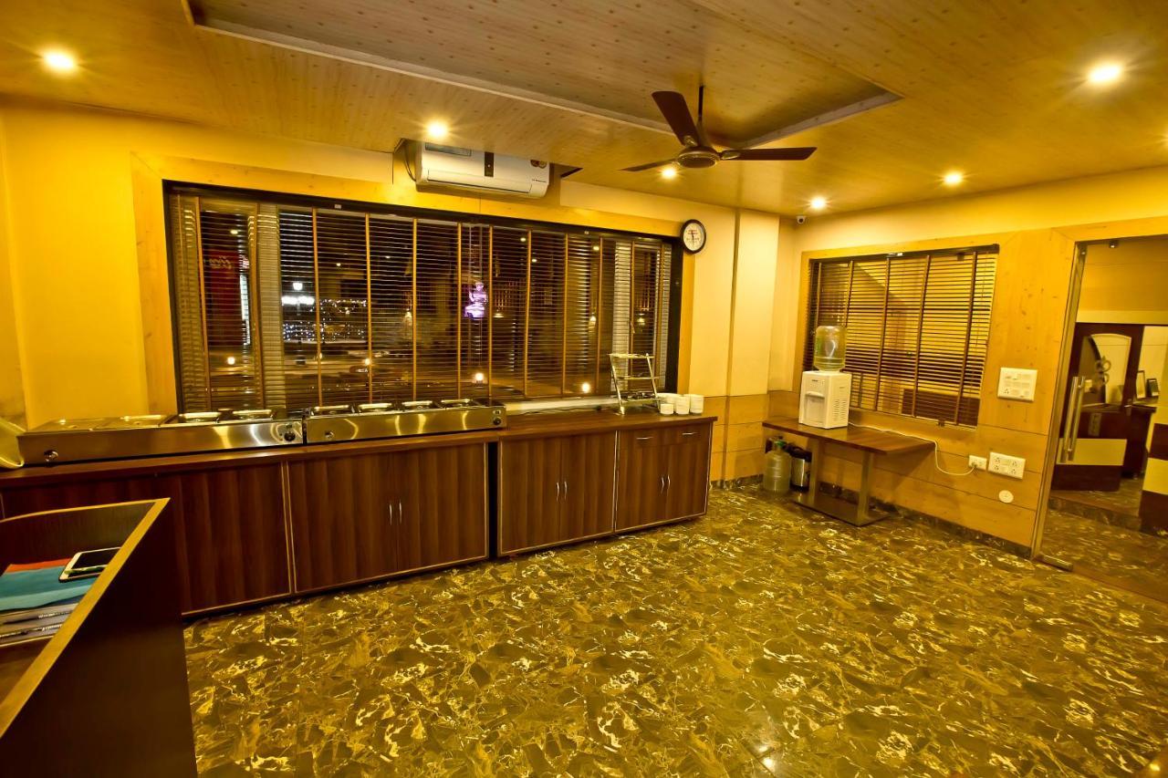 Quartz Himalayan Brothers Dharamshala Buitenkant foto